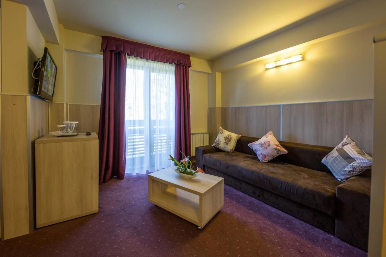 Отель Eden Grand Resort Предял