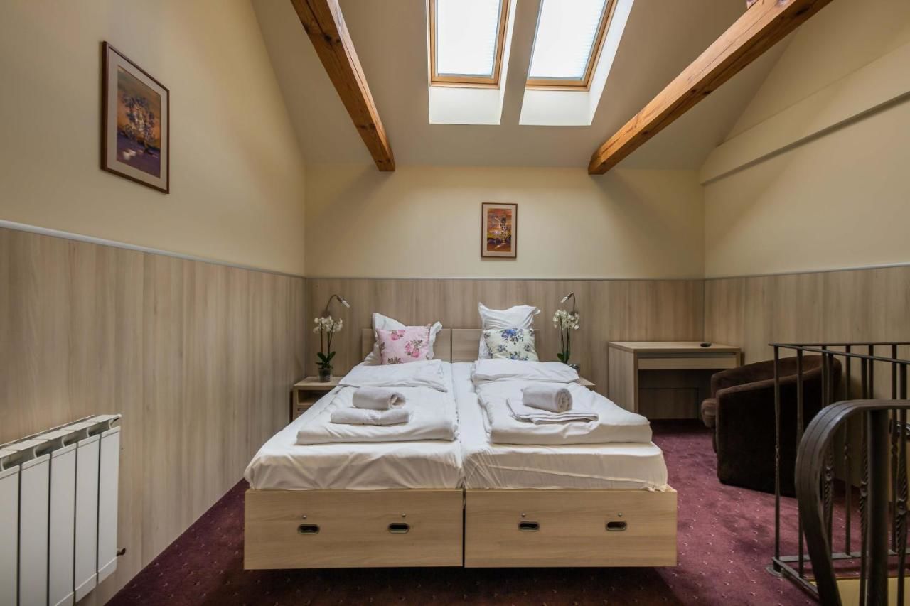 Отель Eden Grand Resort Предял