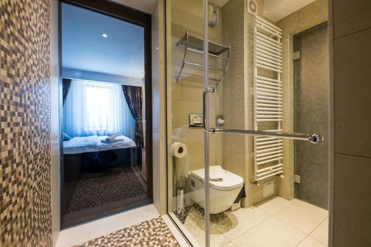 Отель Eden Grand Resort Предял