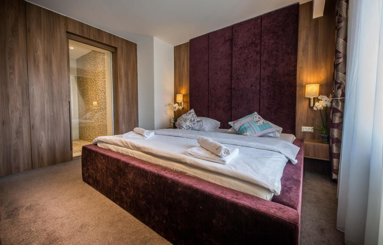 Отель Eden Grand Resort Предял