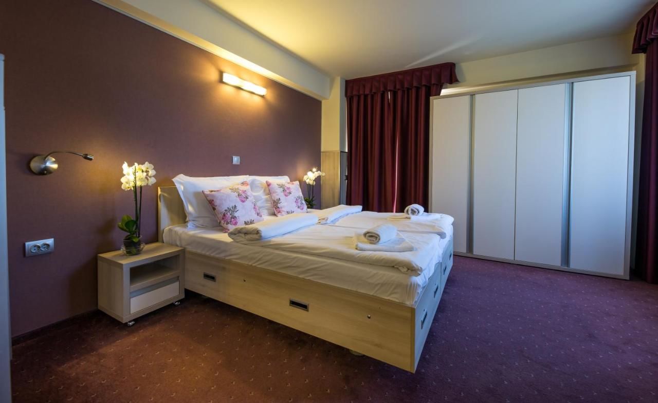 Отель Eden Grand Resort Предял