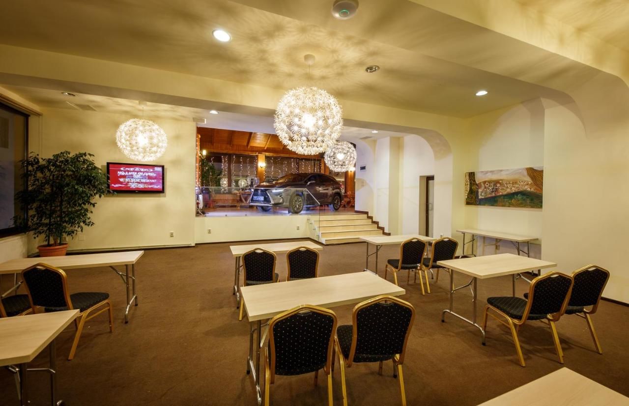 Отель Eden Grand Resort Предял-11