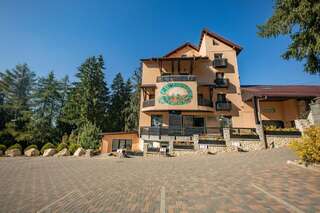 Отель Eden Grand Resort Предял-1